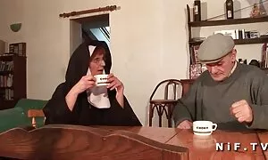 Γαλλίδα καλόγρια πρω ...